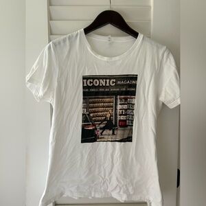 Veronica beard White Graphic T-Shirt with Iconic Magazine Print
